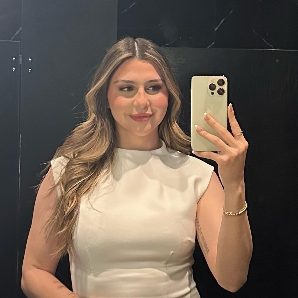 Meet your Posher, Maria